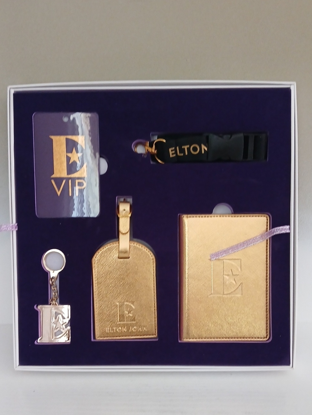 Elton John Gold VIP Travel Accessory Set